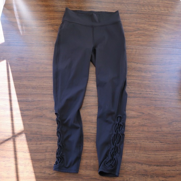 Lululemon Womens Tied To It 7/8 Tight Leggings Size 6 Black Mesh Balletcore Yoga - Picture 3 of 9